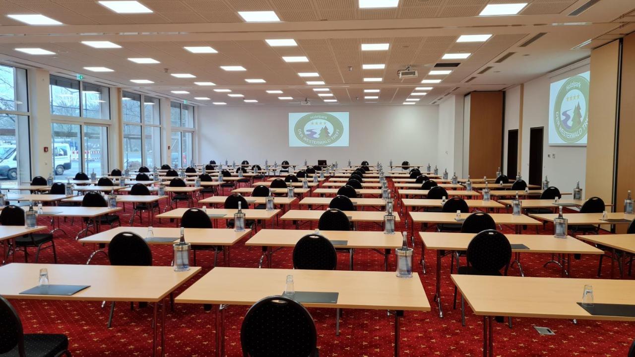 Hotelpark Der Westerwald Treff Oberlahr Luaran gambar